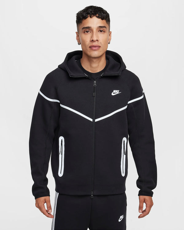 Nike Tech Windrunner